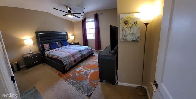 Building Photo - 3 br, 2.5 bath House - 1134 NW 40th Ter