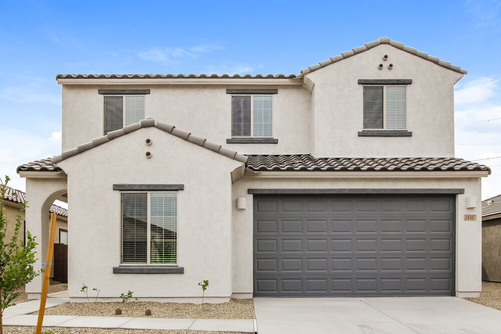 Foto principal - 24387 W Flores Dr