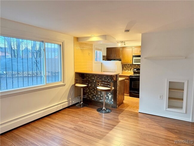 Building Photo - 89 Johnson Park