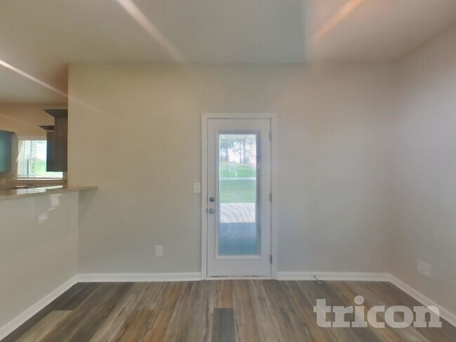 Foto del edificio - 143 Edgefield Ct