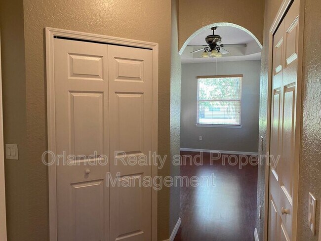 Foto del edificio - 2955 Bonita Cir