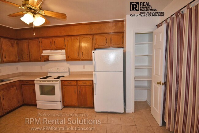 Foto del edificio - 2BR/2BA Mboro duplex near MTSU and fenced ...