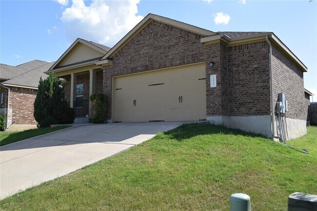 Building Photo - 2021 Pitkin Dr