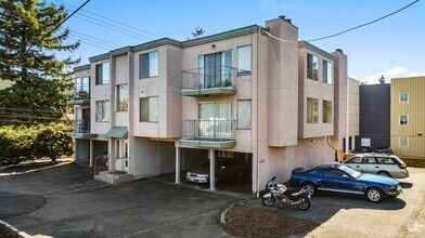 Building Photo - 14505 32nd Ave NE