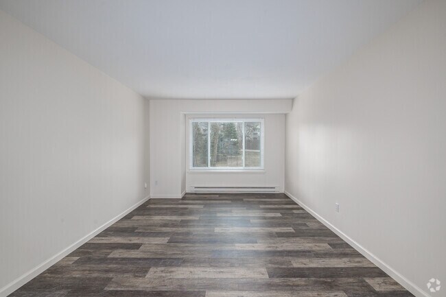 2 habitaciones, 1 baño - 900 pies cuadrados - Sala de estar - Hickory Hills Apartments