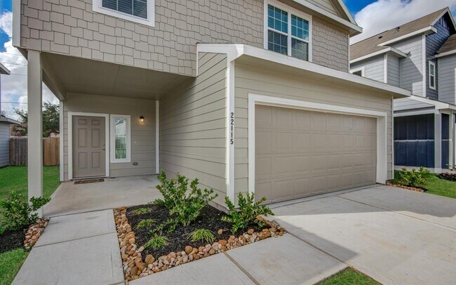 Building Photo - 22115 Regal Heights Dr