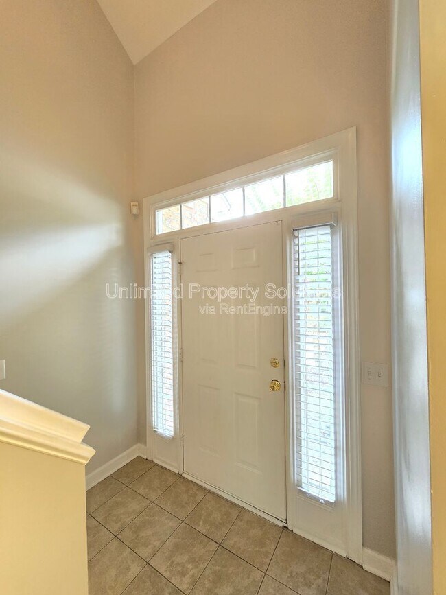 Foto del edificio - 5006 Carleton Dr