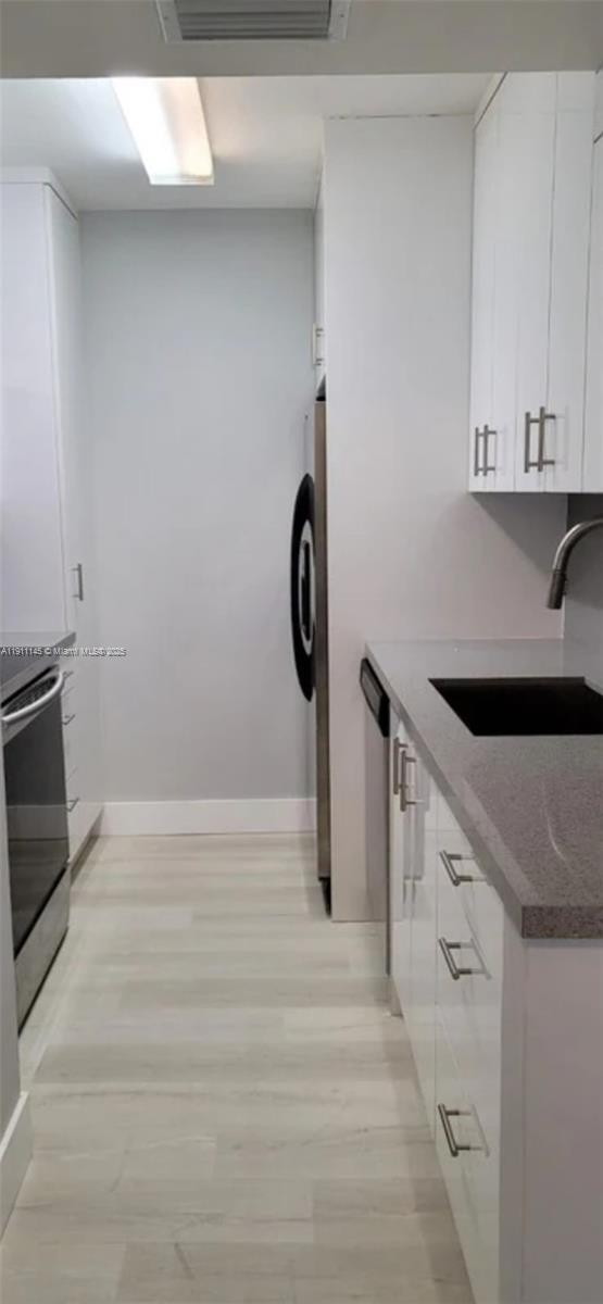 Foto del edificio - 10790 N Kendall Dr