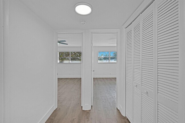Foto del edificio - 4051 NE 13th Ave