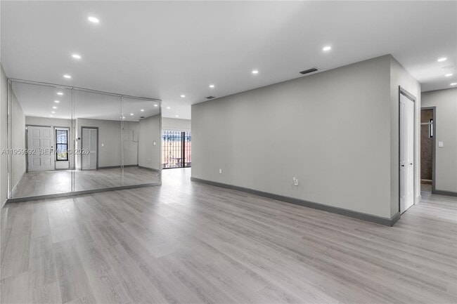 Foto del edificio - 13755 SW 23rd Terrace