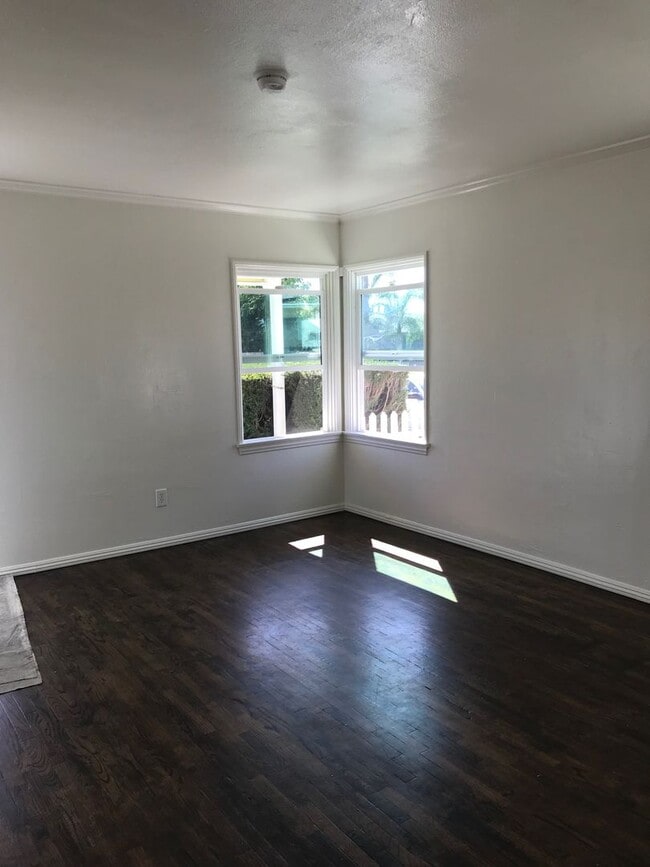 Photo - 242 E Alexander Ave House