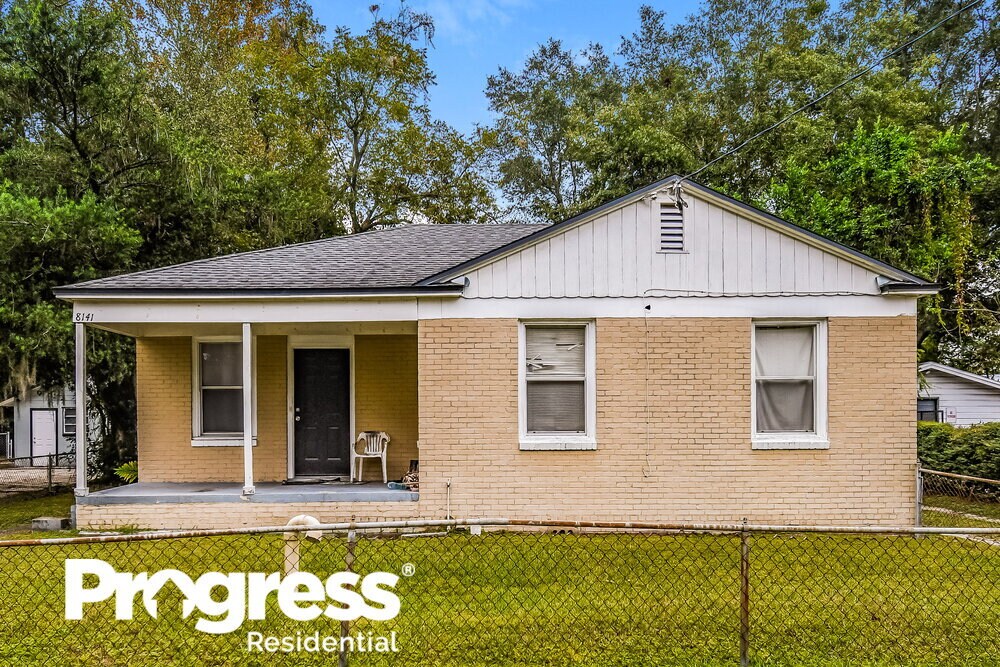 8141 Lexington Dr, Jacksonville, FL 32208 House Rental in