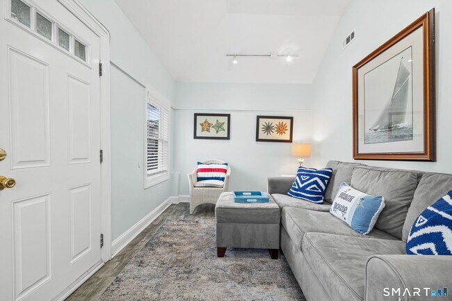 Foto del edificio - 108 College Pl