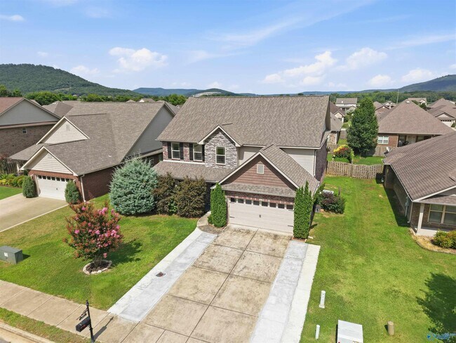 Building Photo - 3011 Magnolia Leaf Cir SE