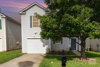 Building Photo - 7311 Mitzi Deborah Dr