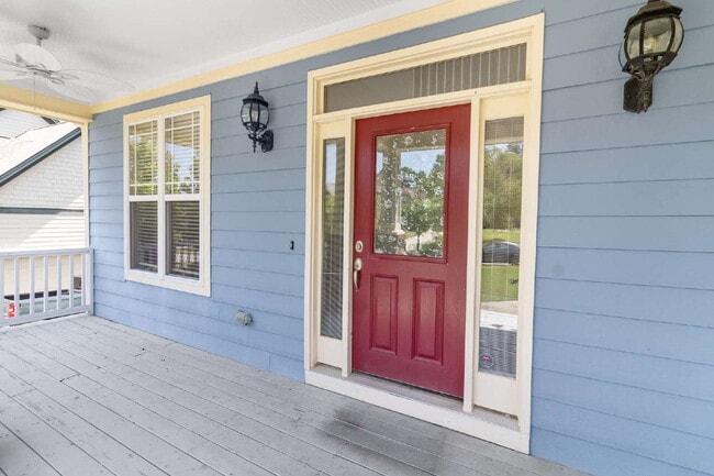 Building Photo - Spacious 4-Bedroom Home for Rent in Kings Grant Fayetteville – 15 Minutes from Fort Bragg