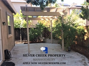 Building Photo - 3325 Dennis Dr Building Photo - 3325 Dennis Dr