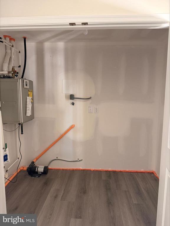 Foto del edificio - 1180 W Walnut Rd