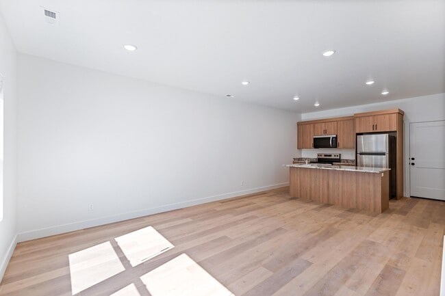 Foto del edificio - 35 N Gateway Dr