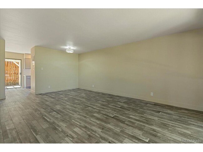 large living space - 6495 E Happy Canyon Rd