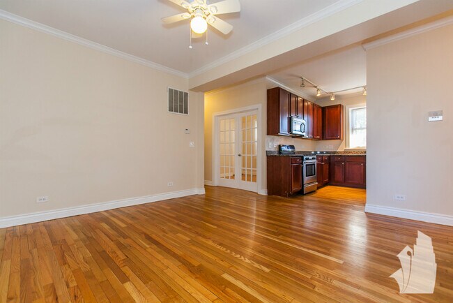 Foto del edificio - 4335 N Troy St