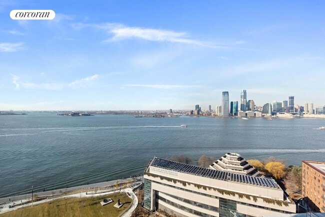 Foto del edificio - 10 Little W St