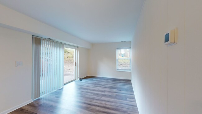 Foto del edificio - 901 Coventry Ln