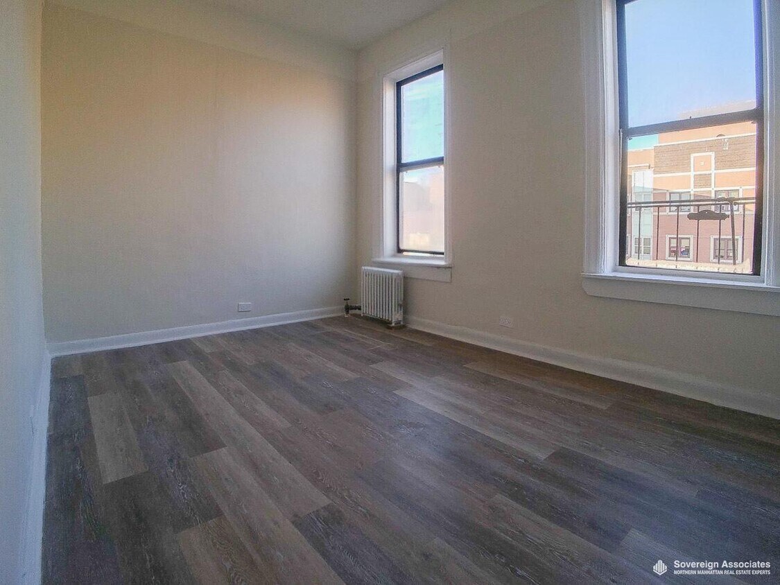 Foto principal - 76 Vermilyea Ave