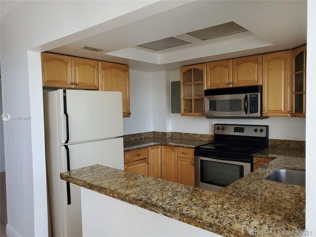 Foto del edificio - 9411 SW 4th St