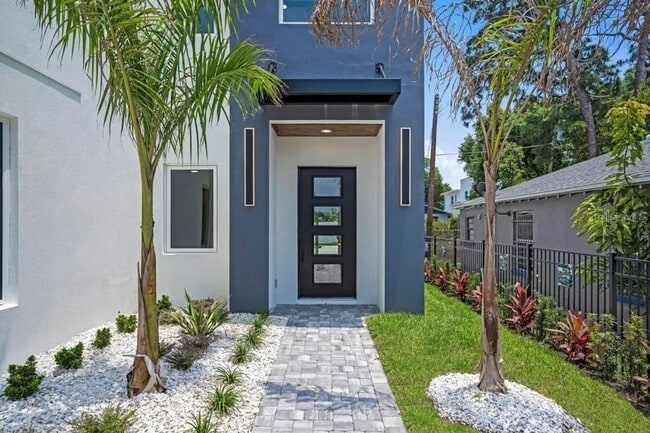 Foto del edificio - Bold Sarasota Bay Luxury Custom Home, 5 beds/4 baths, Private pool.