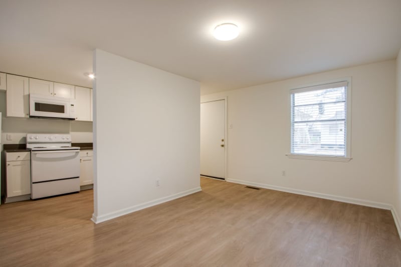 Photo - 2038 Southern Ave (Memphis, TN)