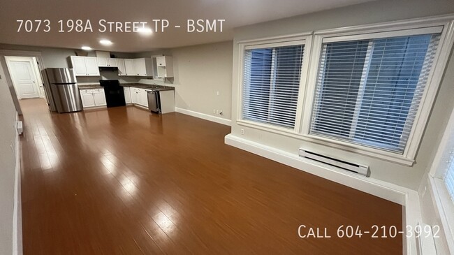 Photo du bâtiment - Spacious 2 Bedroom Suite in Langley