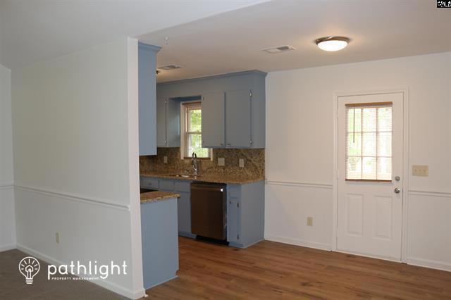 Building Photo - 112 Castlewood Ln