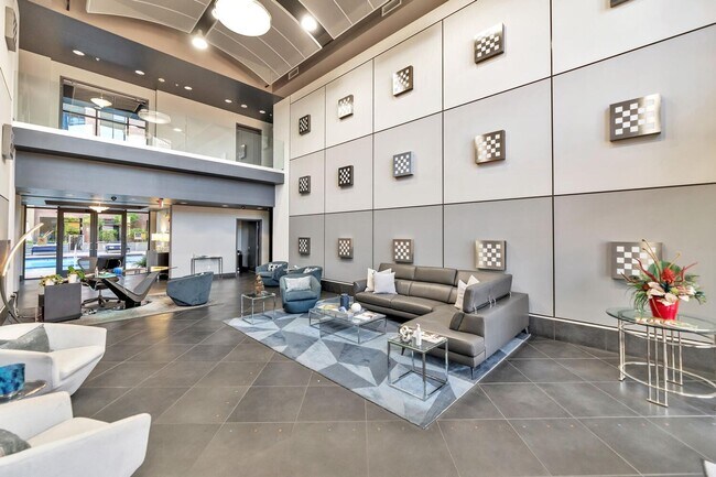 Foto del edificio - 7301 E 3rd Ave