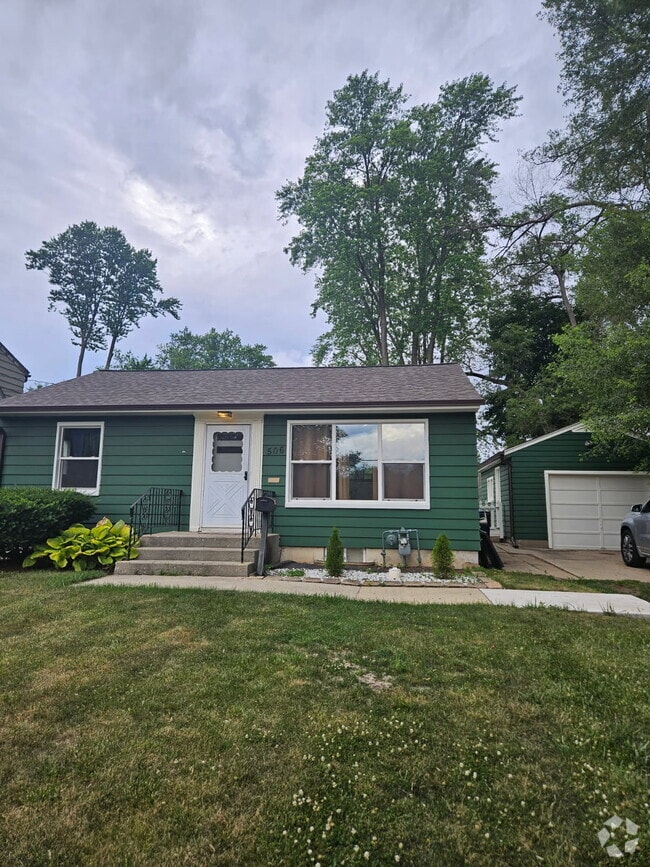 Building Photo - 506 Wilcox Ave