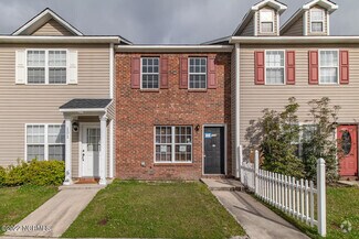 Building Photo - 103 Woodlake Ct