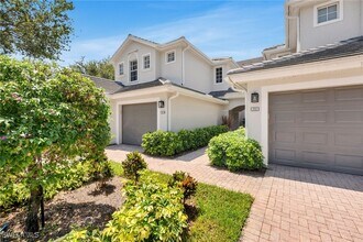 Building Photo - 9101 Palmetto Ridge Dr