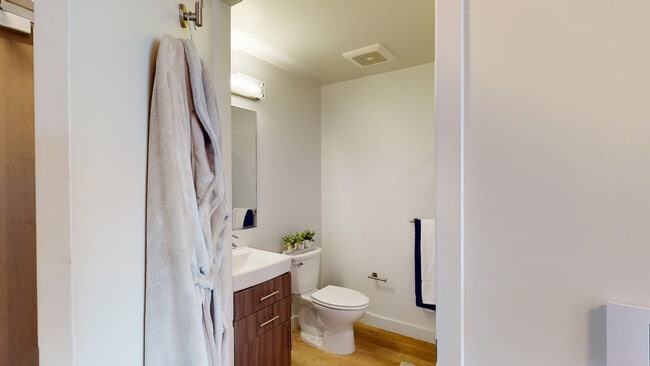 Interior Photo - HQ