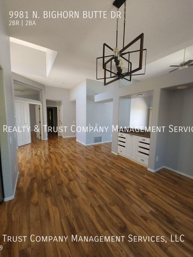 Building Photo - 9981 N Bighorn Butte Dr