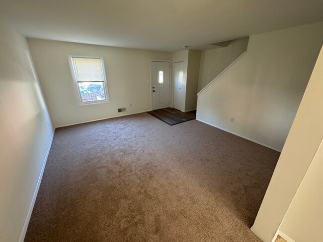 Building Photo - 9739 Bragg Ln