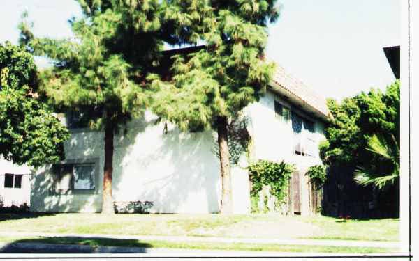 Building Photo - 1512 S 9th St