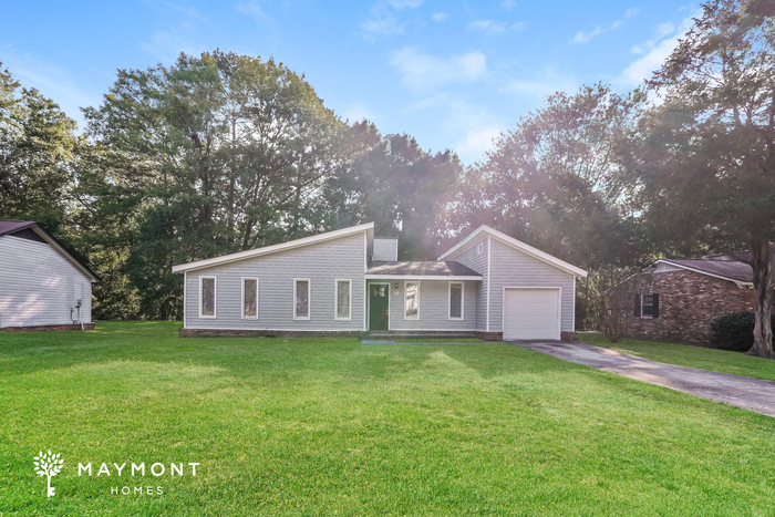 Primary Photo - Charming Irmo Home!