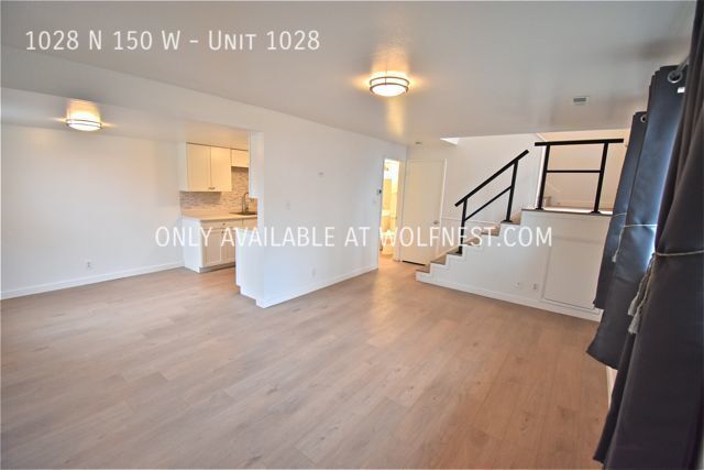 Building Photo - Fully Remodeled 2 Bedroom Orem Unit! No De...