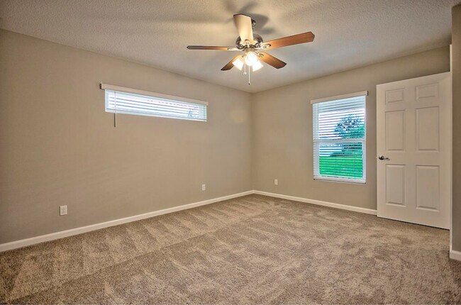 Building Photo - 1292 SW Lawndale Ave