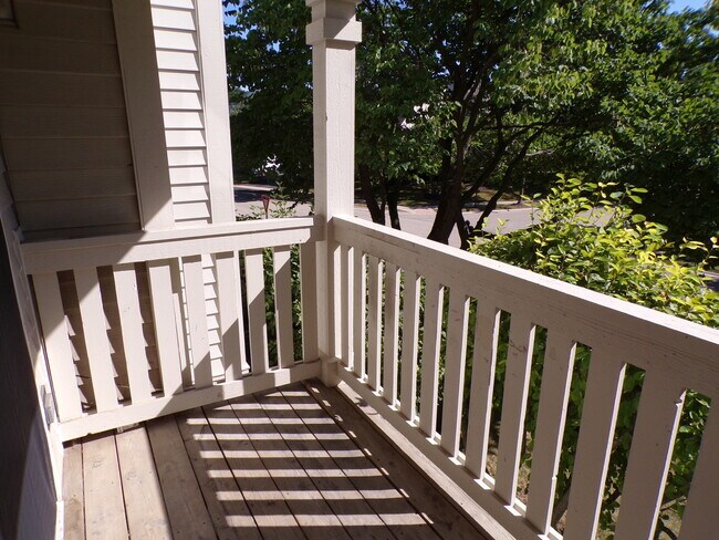 Foto del edificio - 891 Essex Cir