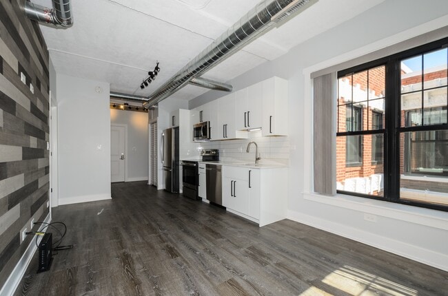 Foto del edificio - 7645 N Sheridan Rd