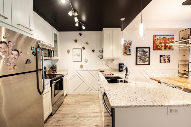 Building Photo - 2871 Jacklin Rd