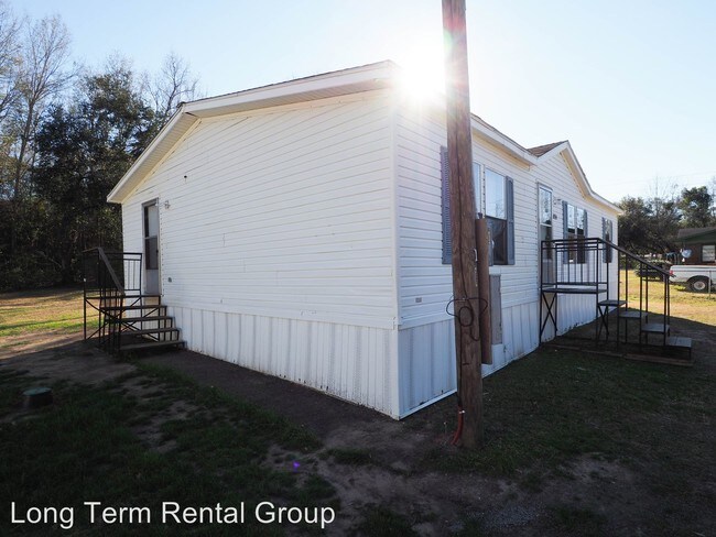 Foto del edificio - 3 br, 2 bath House - 18034 Airport Road