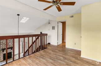 Building Photo - 2312 Ashley Dr