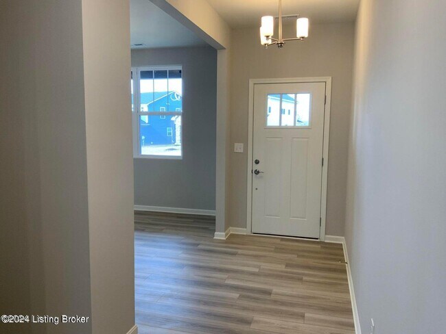 Building Photo - 4627 Golden Eagle Dr